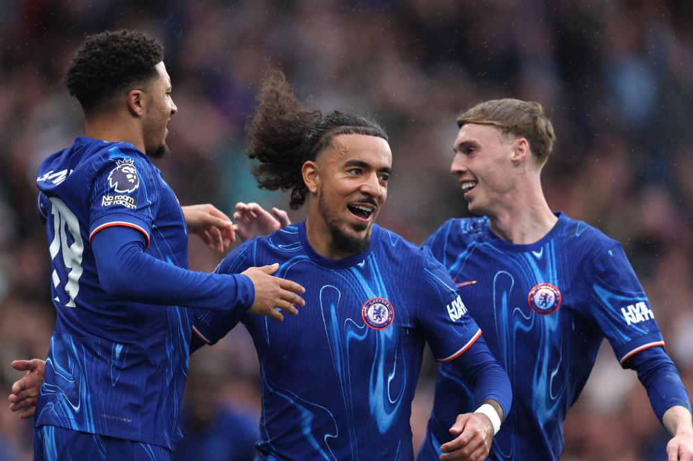 欧洲杯1／8决赛对阵：5大豪门厮杀上半区，英格兰躺赢并夺冠？.